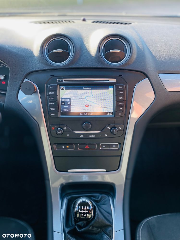 Ford Mondeo 2.0 TDCi Titanium - 36