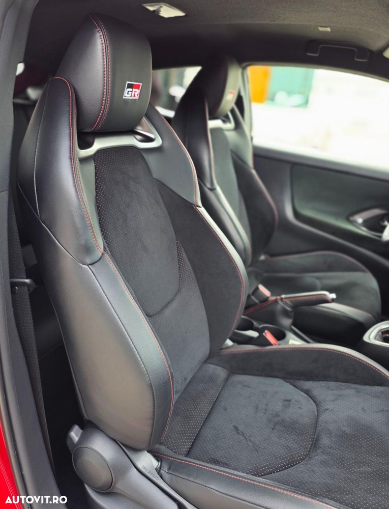 Toyota Yaris GR mit High-Performance-Paket - 13