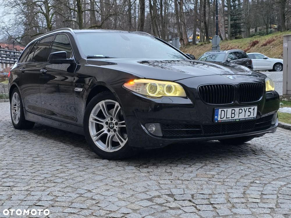 BMW Seria 5 520d - 23