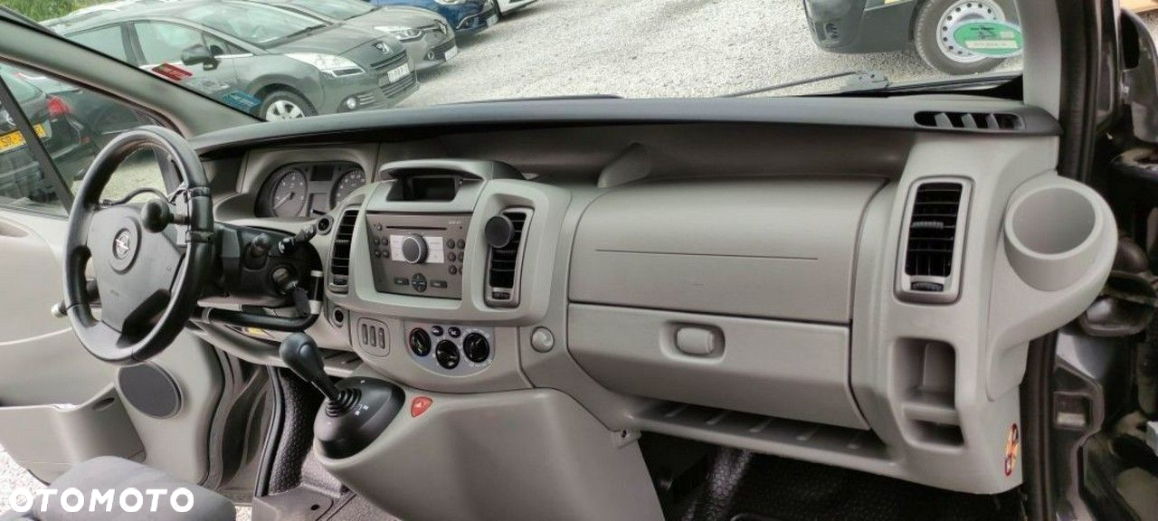 Opel Vivaro - 6