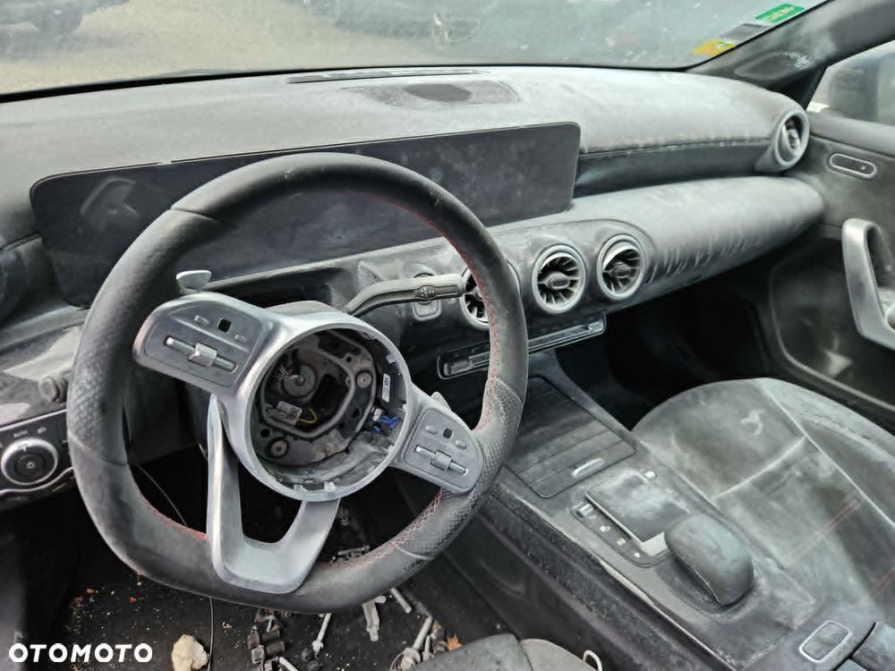 Mercedes-Benz Klasa A 200 7G-DCT Edition AMG Line - 8
