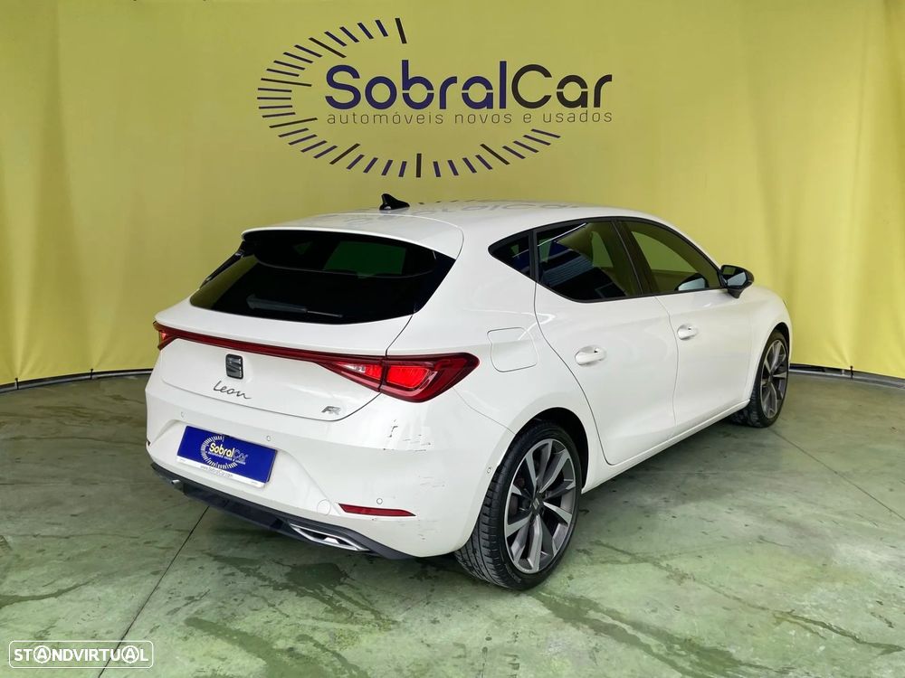 SEAT Leon 2.0 TDI FR — photo 3