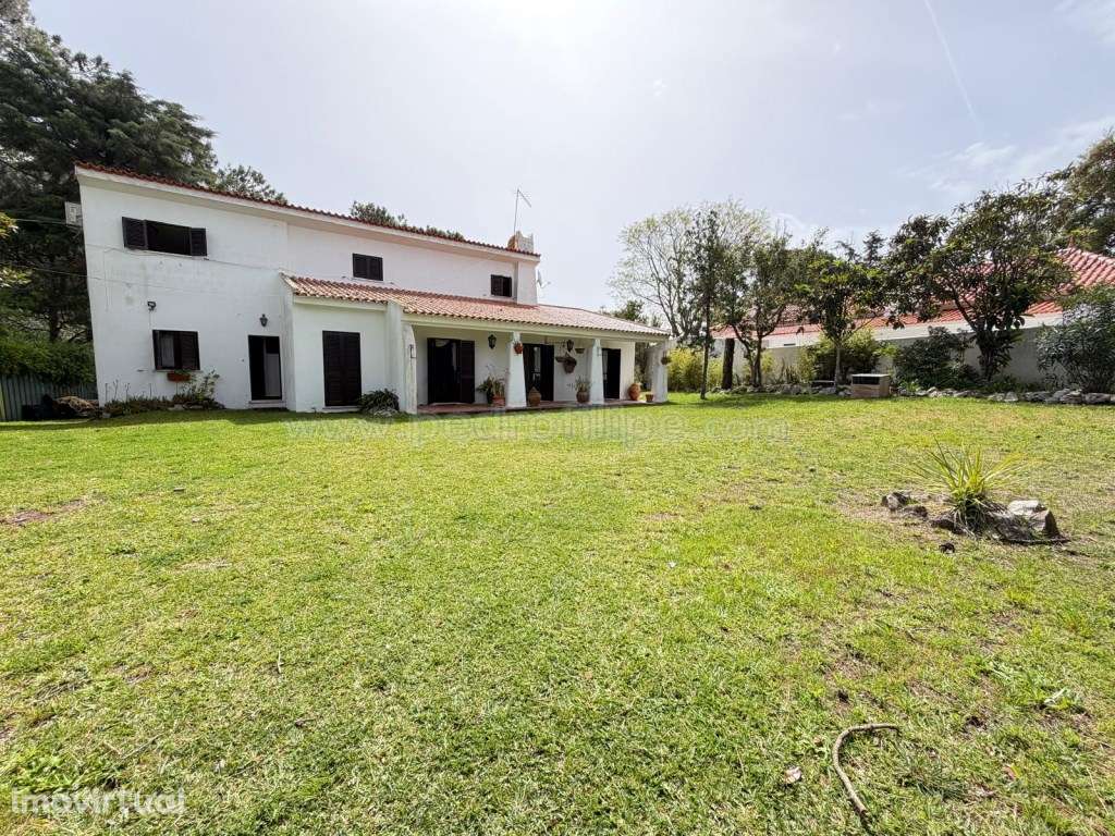 Moradia V4 com jardim relvado e piscina. - Grande imagem: 3/24