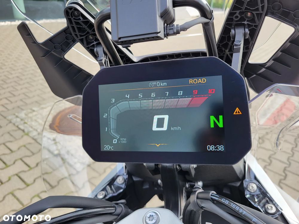 BMW R - 6