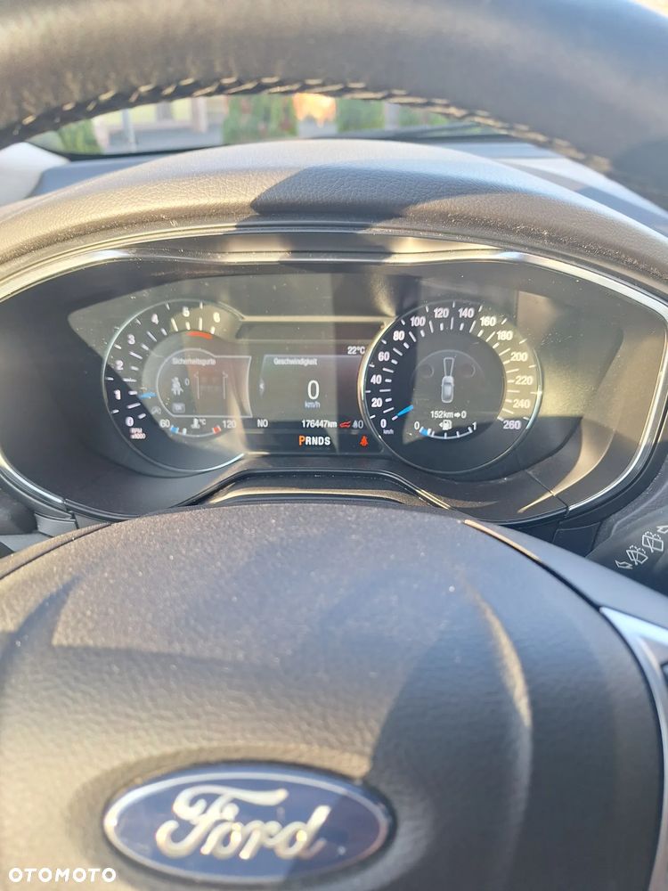 Ford Mondeo 2.0 EcoBlue Titanium AWD - 33