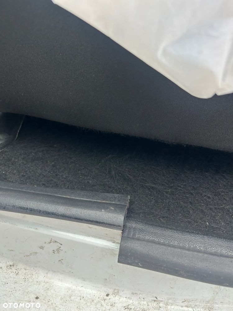 Dacia Lodgy 1.6 SCe Ambiance S&S - 22