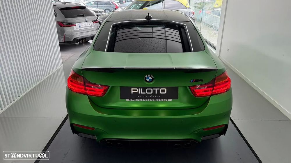 BMW M4 Auto - 8