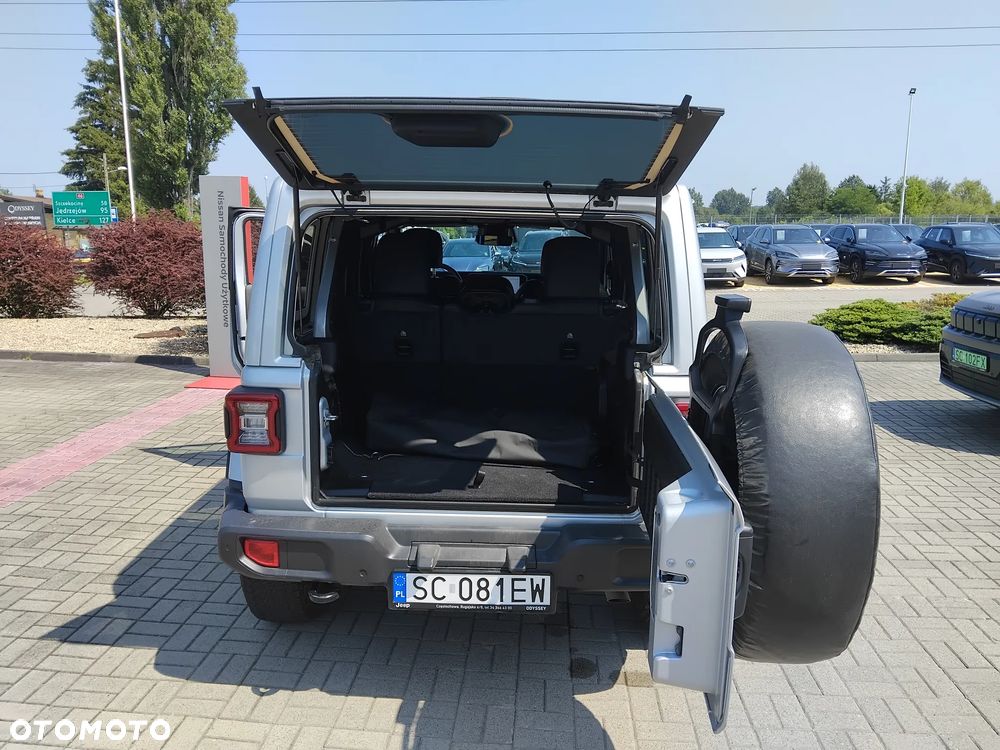 Jeep Wrangler Unlimited GME 2.0 Turbo Sahara - 21