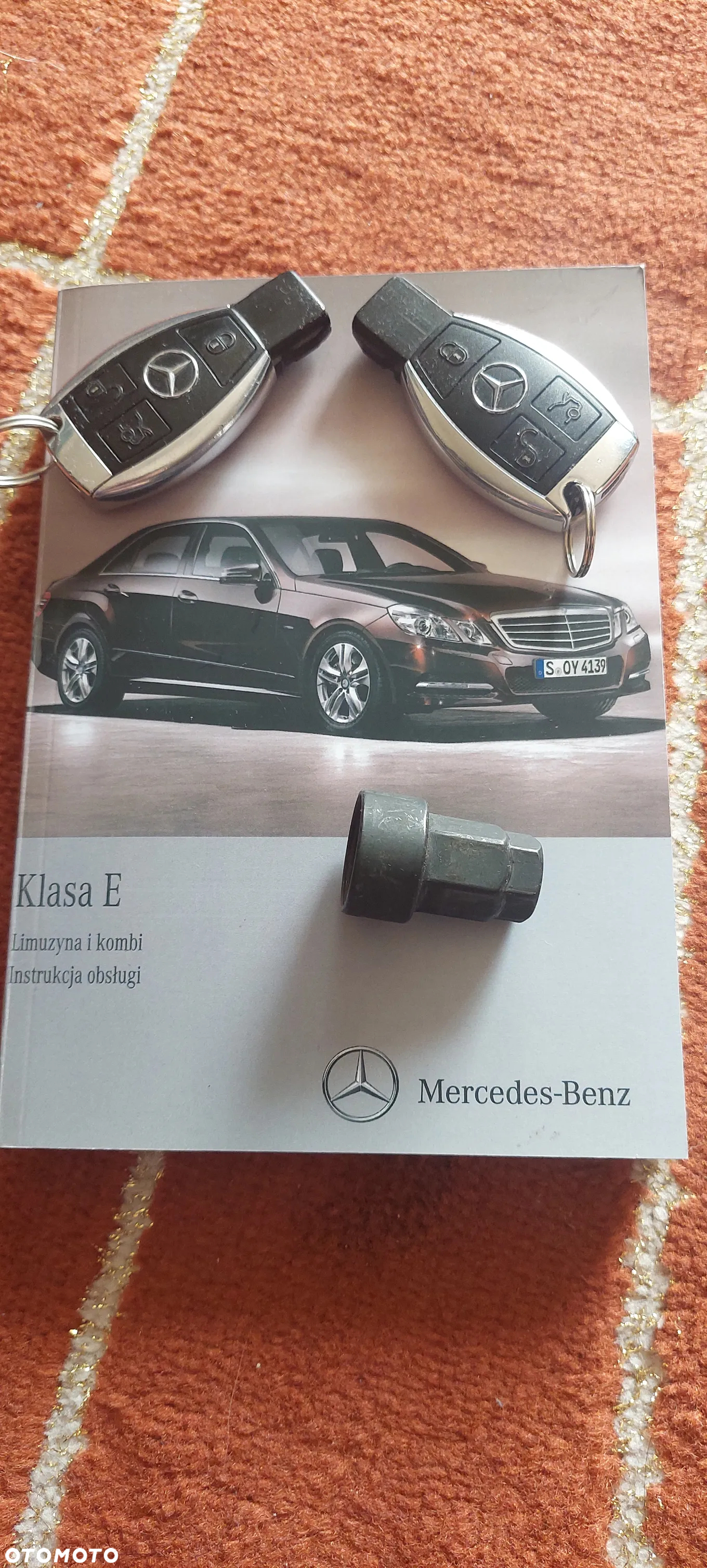 Mercedes-Benz Klasa E 200 CGI BlueEffICIENCY - 22