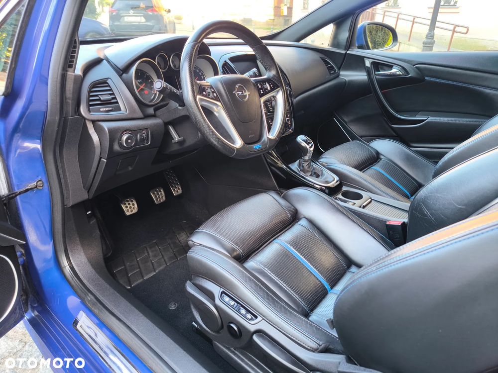 Opel Astra OPC Start/Stop - 3
