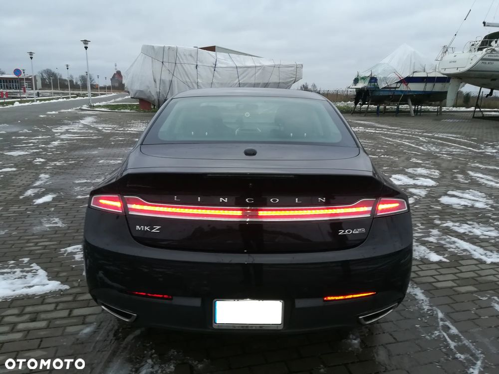 Lincoln MKZ - 2