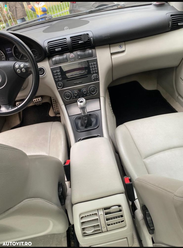 Mercedes-Benz C 200 Kompressor Sportcoupe - 4