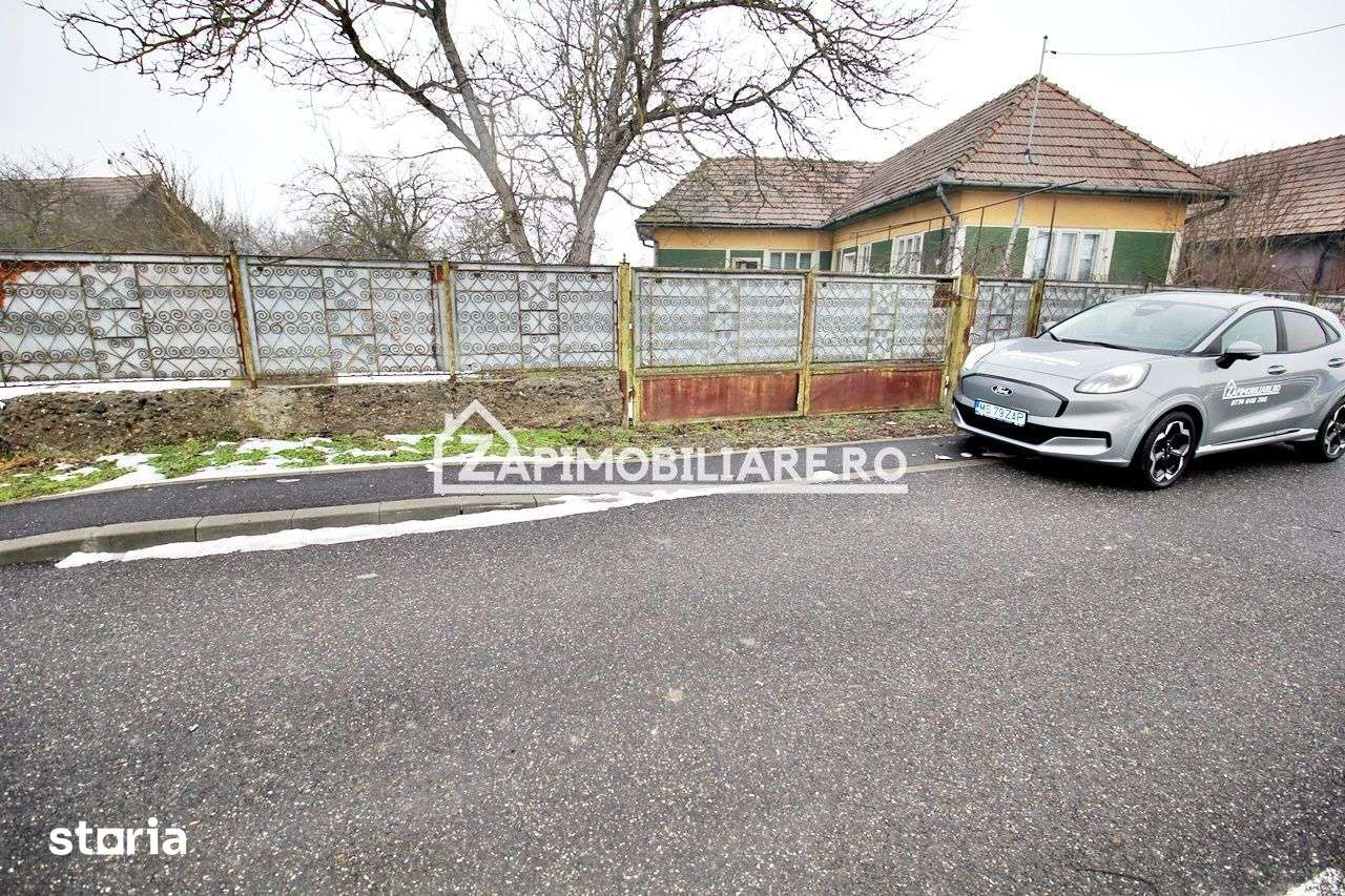 Casa 3 camere,1 baie,100 mp, 2.700 mp teren,0% comision - Imagine principală: 2/5