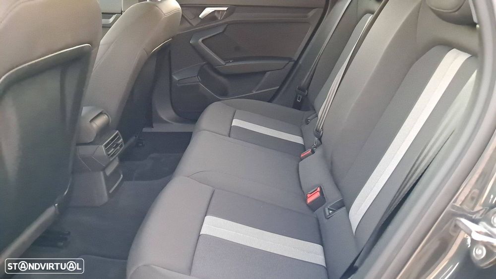 Audi A3 Sportback 30 TDI Advanced - 21
