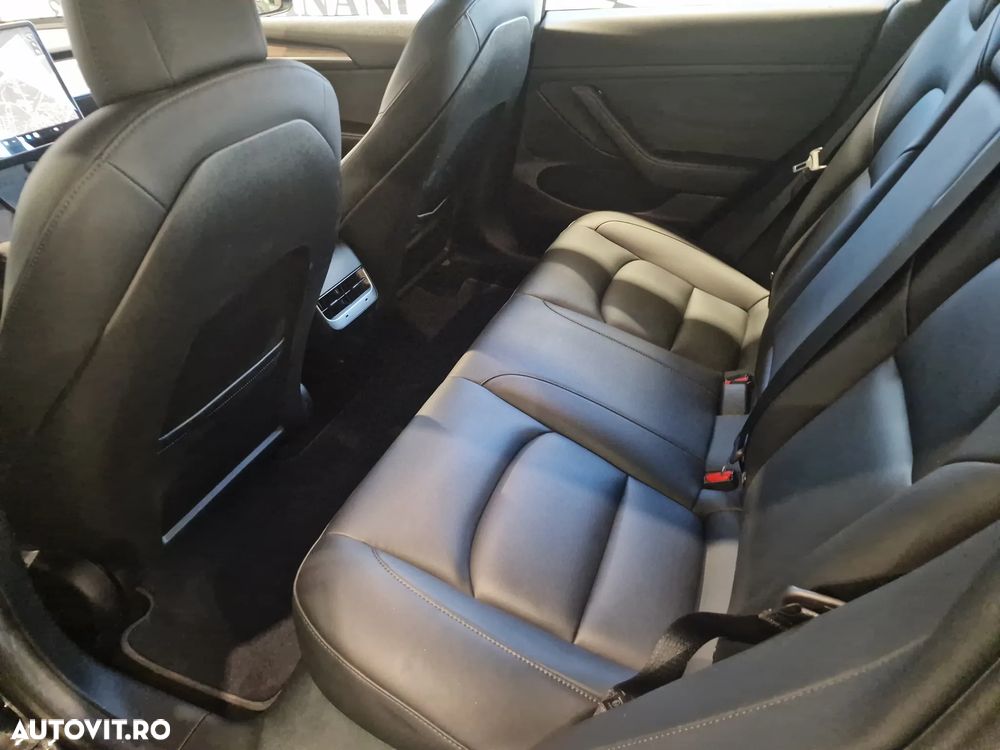 Tesla Model 3 Langstreckenbatterie Allradantrieb Dual Motor - 15