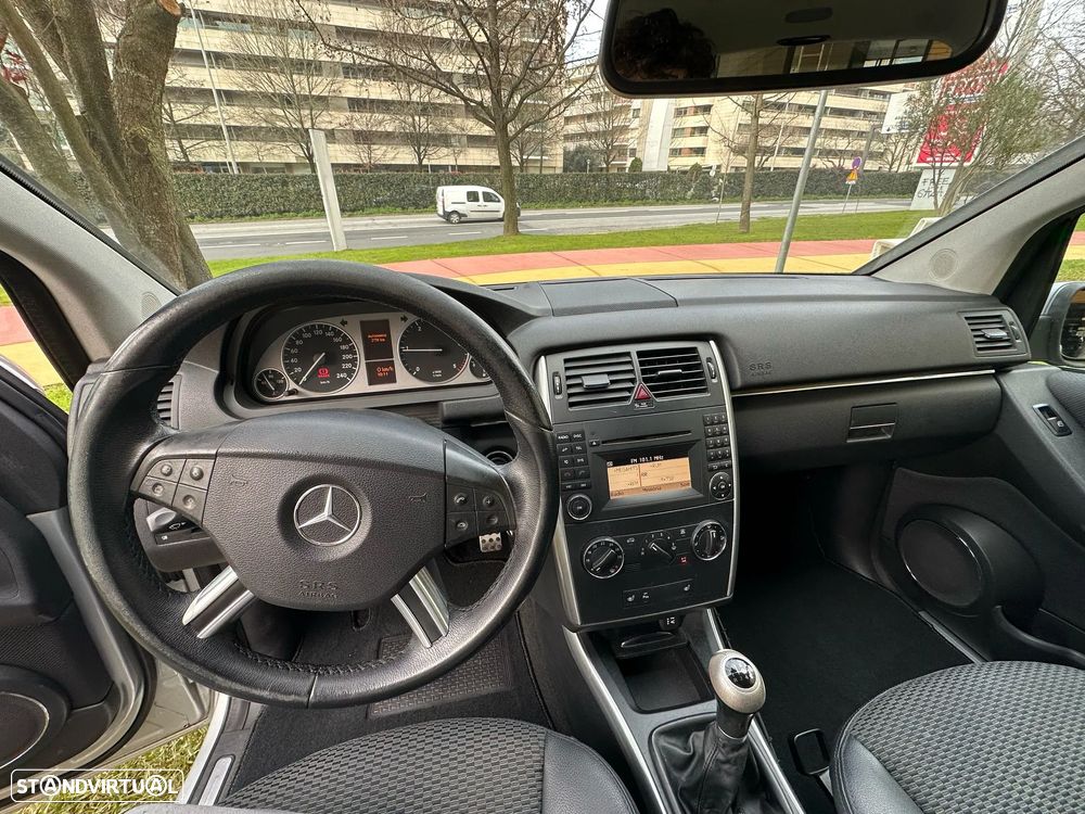 Mercedes-Benz B 180 CDi - 4