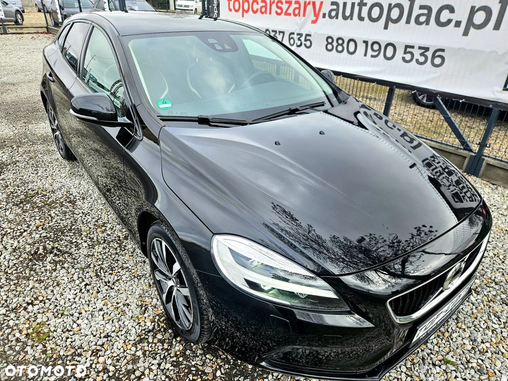 Volvo V40 T2 Linje Svart - 16