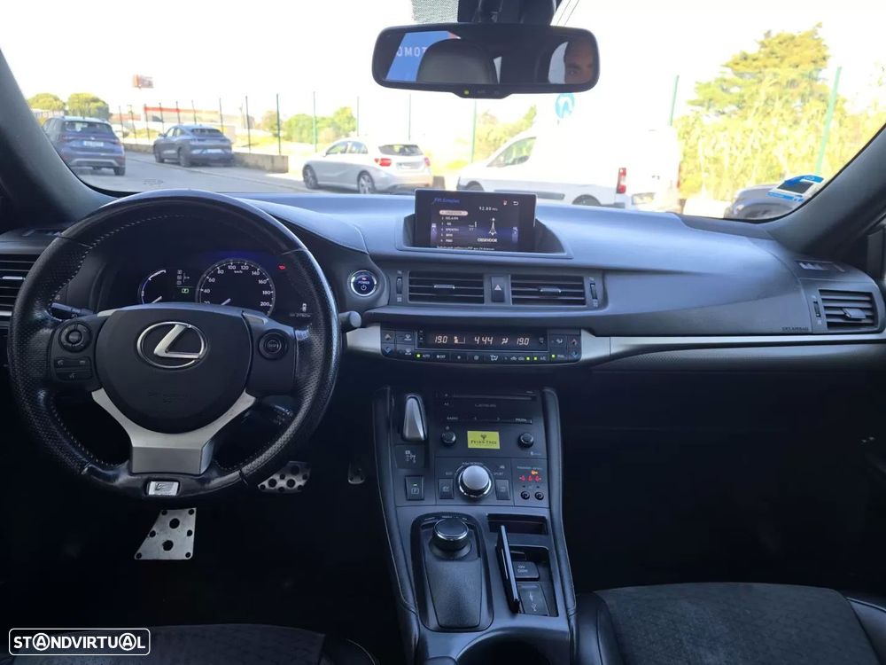 Lexus CT 200h F Sport - 9