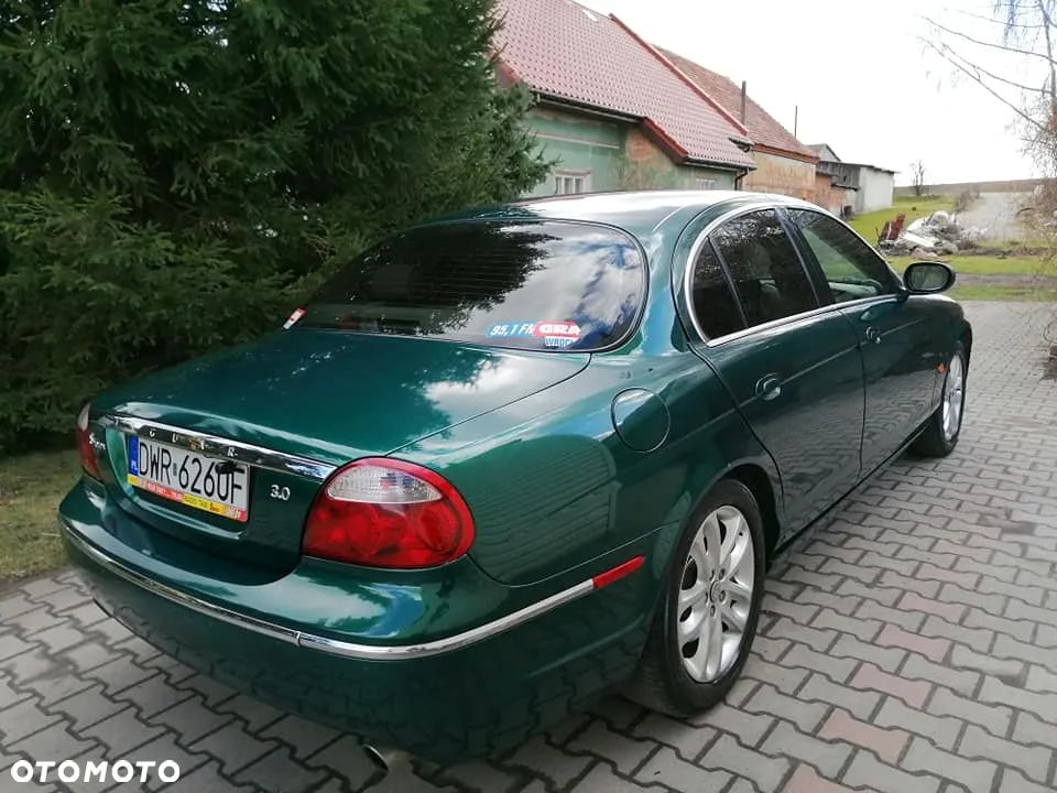 Jaguar S-Type 3.0 V6 Executive - 15