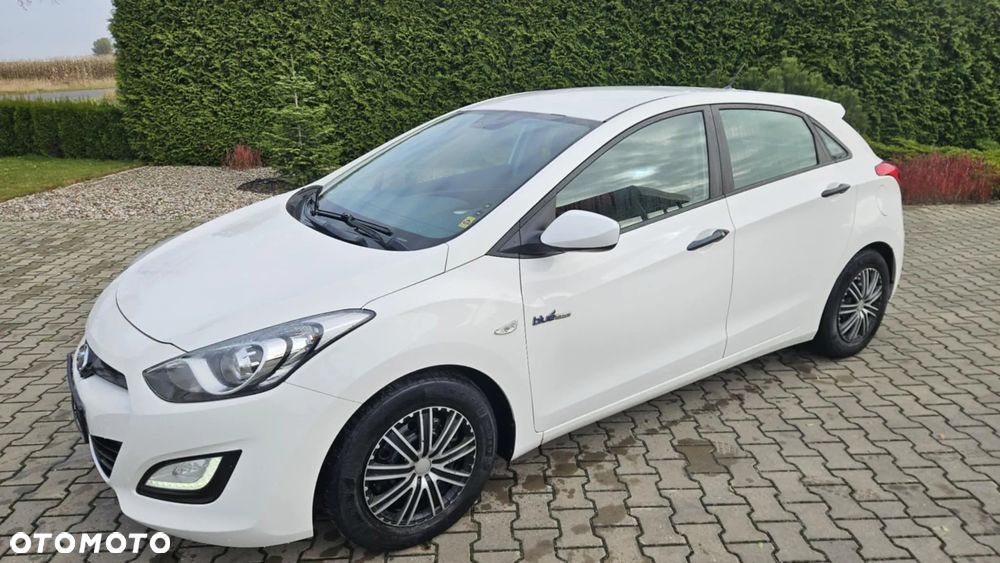 Hyundai i30 ver-1-6-crdi-bluedrive-classic - 21