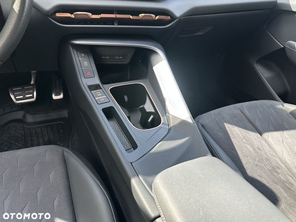 Cupra Terramar 1.5 eTSI mHEV DSG - 31