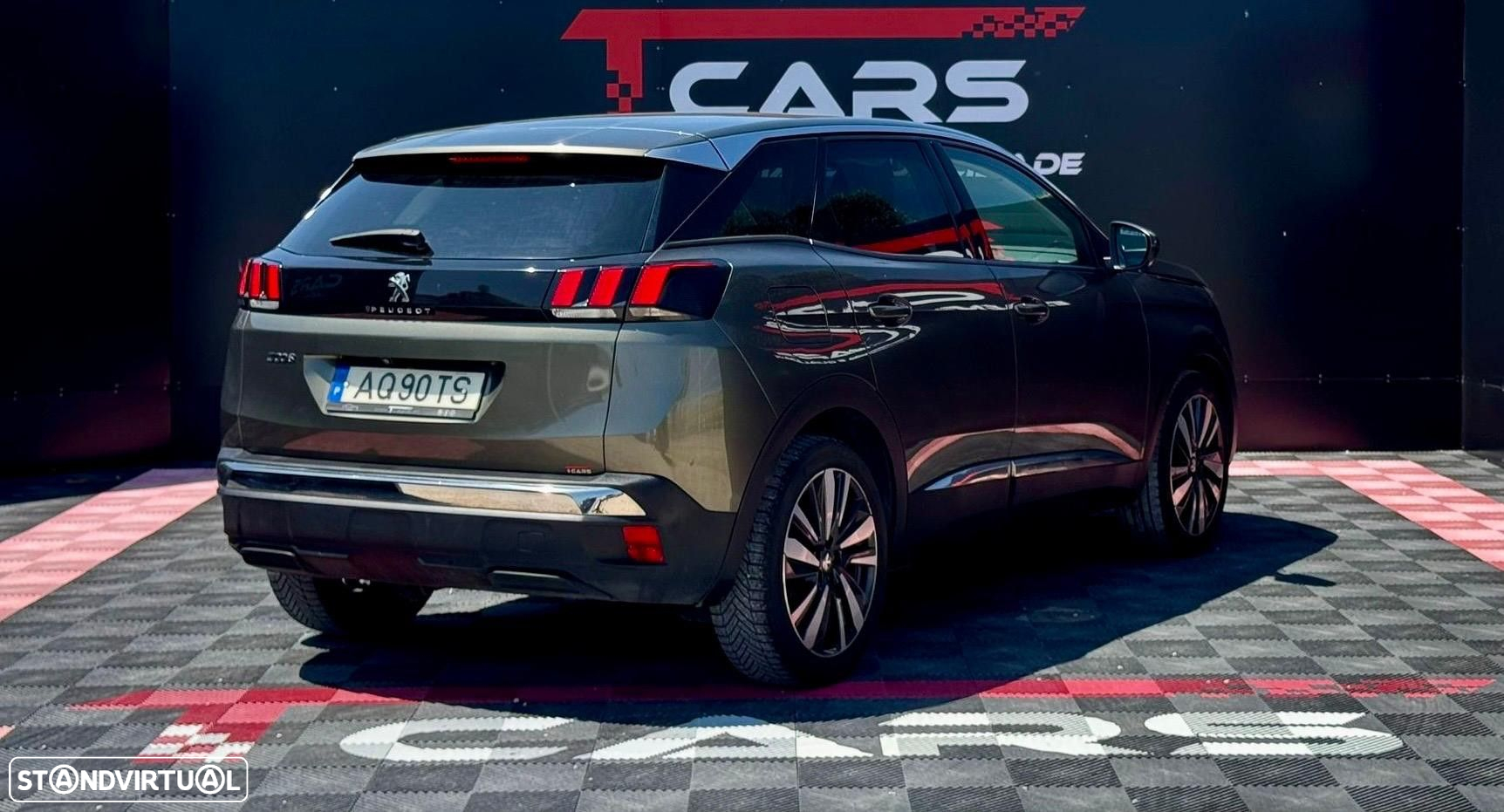 Peugeot 3008 1.5 BlueHDi Allure - 2