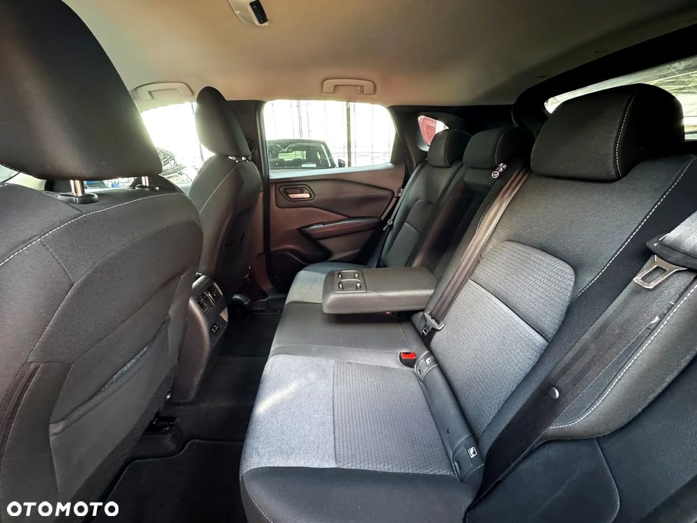 Nissan Qashqai 1.3 DIG-T N-Connecta EU6d - 13