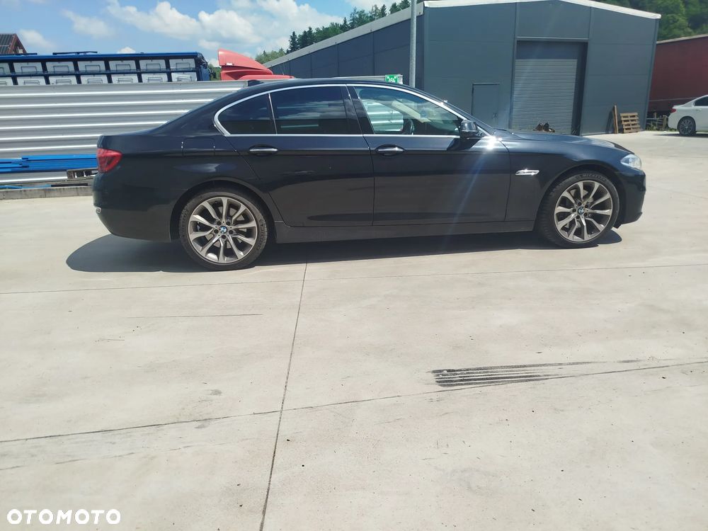 BMW Seria 5 530d Luxury Line - 7