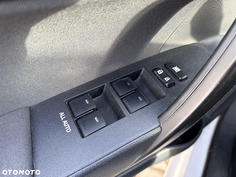 Toyota Corolla 1.6 Comfort - 18