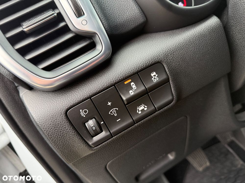 Kia Sportage 2.0 CRDI 2WD Spirit - 18