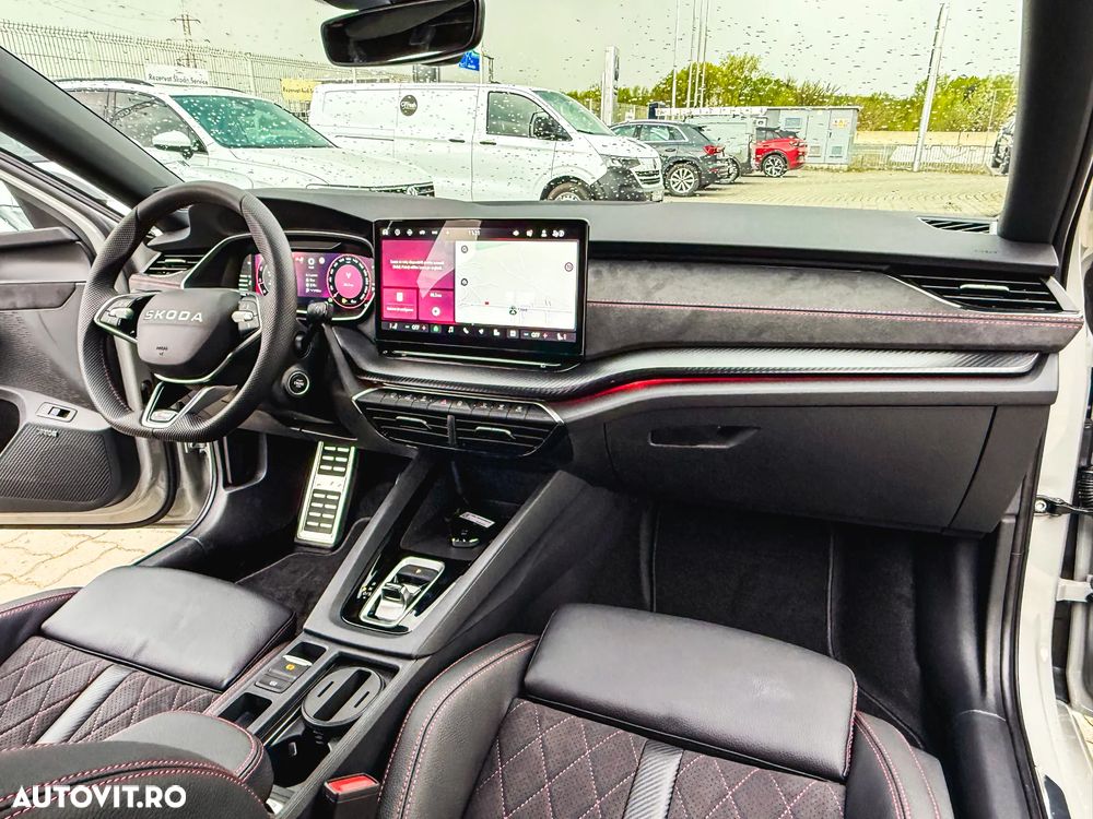 Skoda Octavia 2.0 TSI 265 CP DSG RS - 26