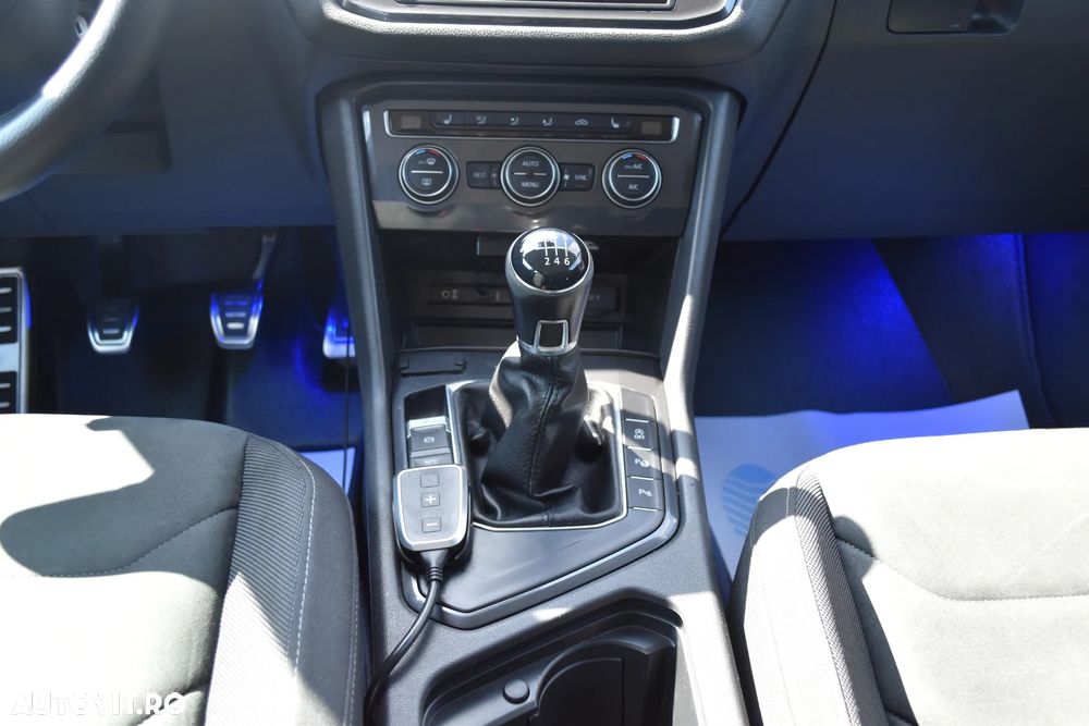 Volkswagen Tiguan - 17