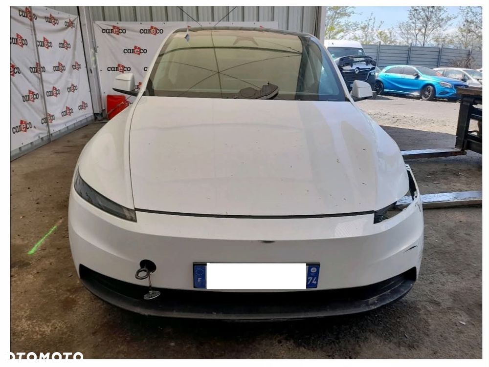 Tesla Model Y Standard - 7