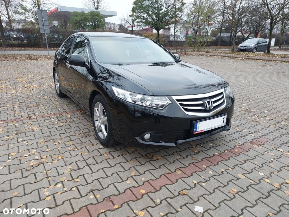 Honda Accord 2.0 Lifestyle Navi - 2