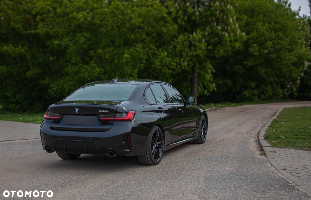 BMW Seria 3 330i M Sport sport - 18