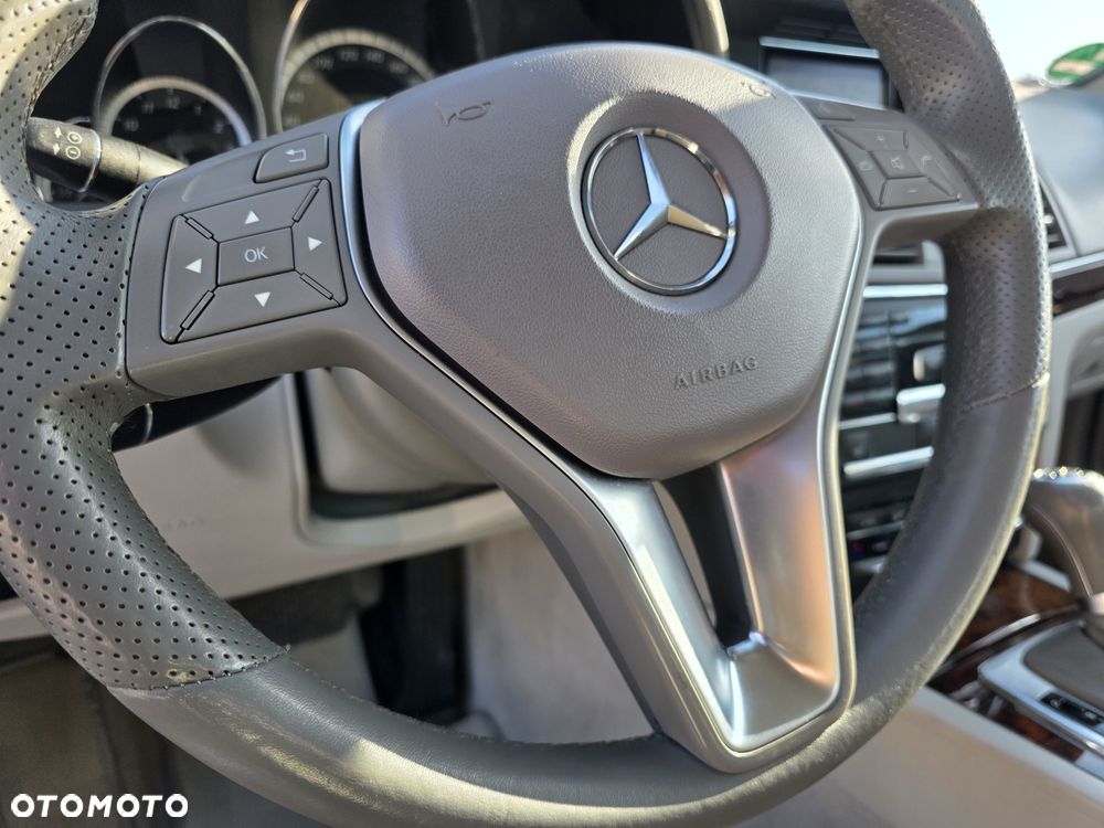 Mercedes-Benz Klasa E - 17