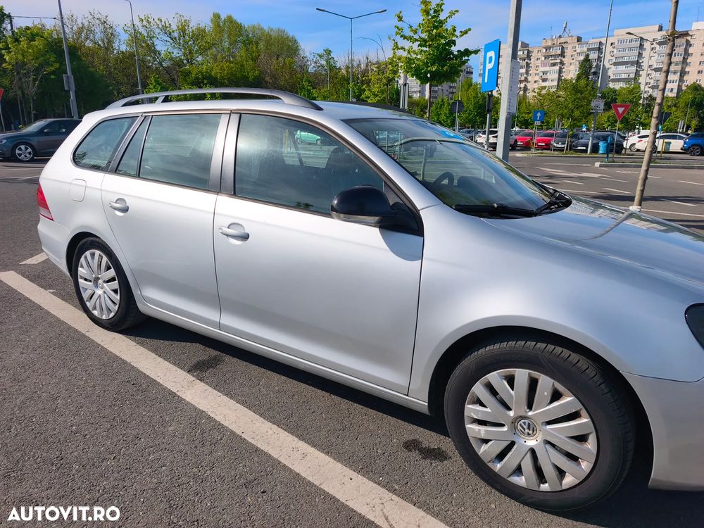 Volkswagen Golf 1.6 TDI DPF BlueMotion Technology MATCH - 3