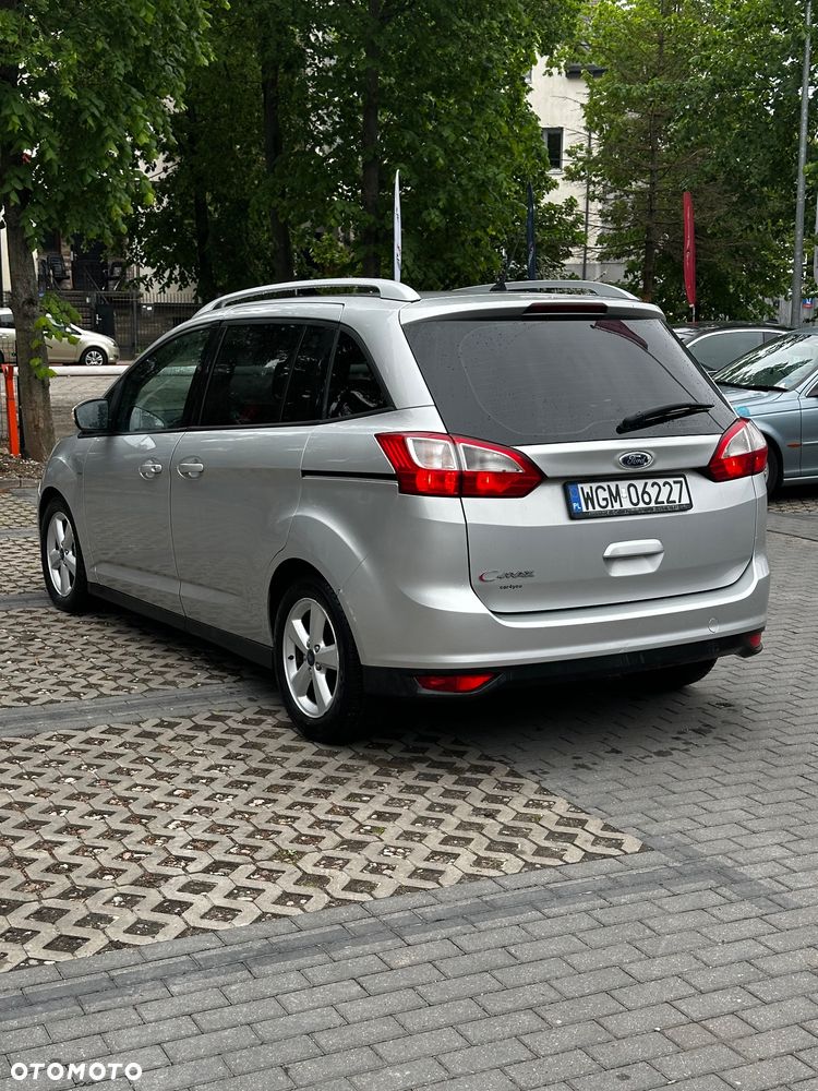 Ford Grand C-MAX - 4