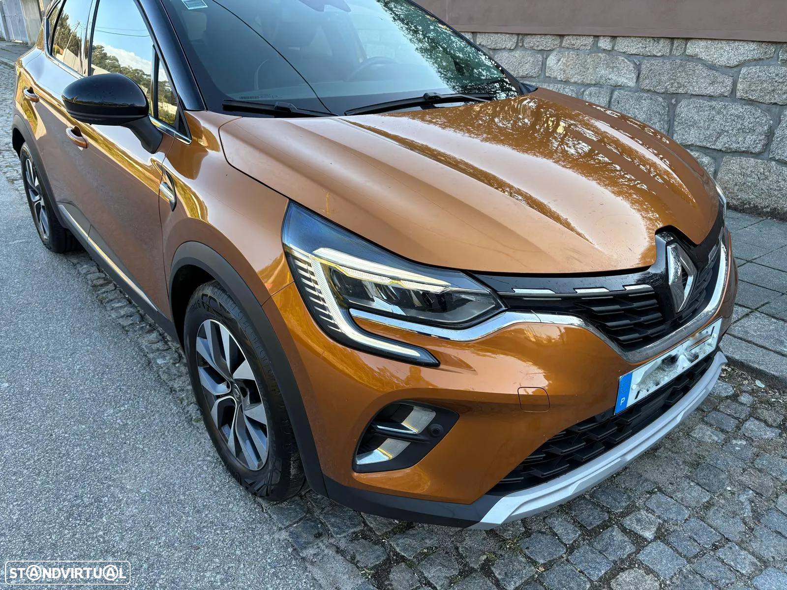 Renault Captur 1.0 TCe Exclusive Bi-Fuel - 26