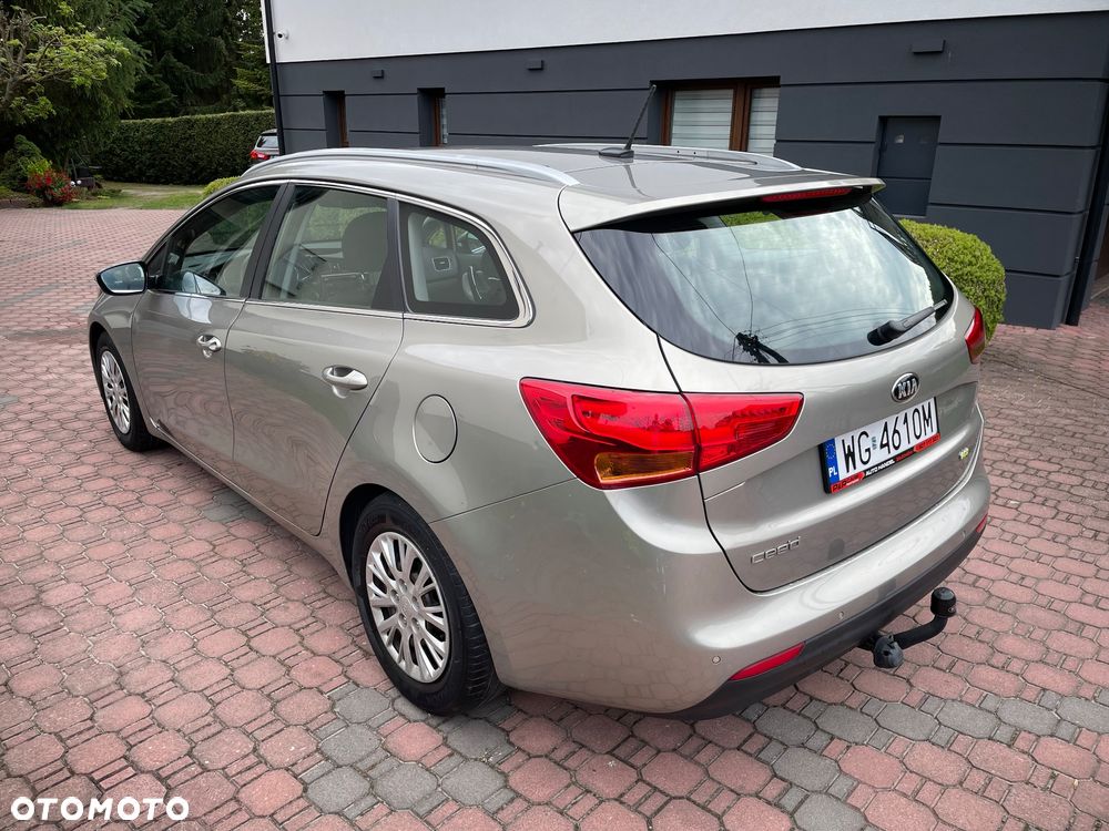 Kia Ceed - 7