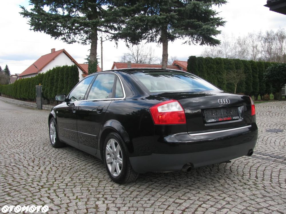 Audi A4 ver-1-8t - 35