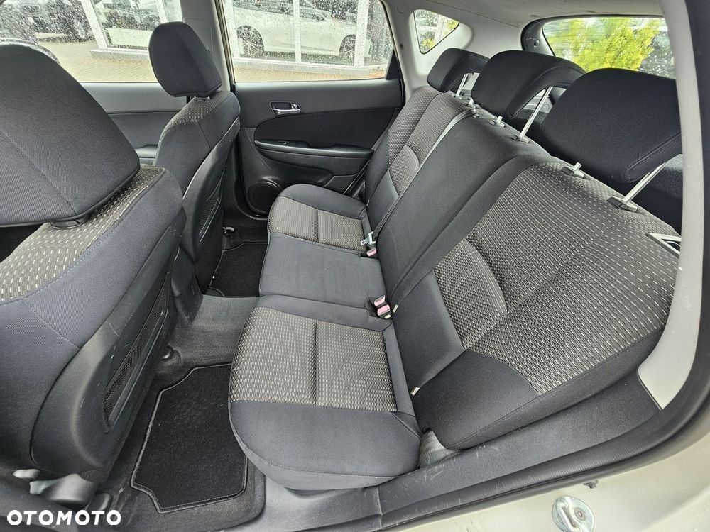 Hyundai i30 1.4 Classic + EU5 - 25