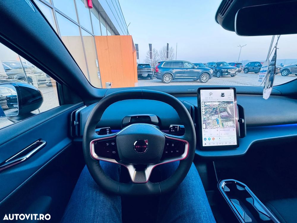 Volvo EX30 Single Motor Plus - 6