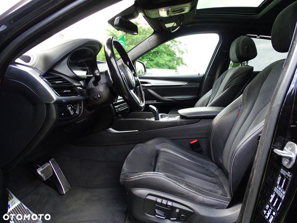 BMW X6M - 24