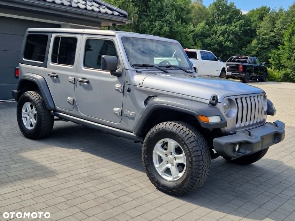 Jeep Wrangler 2.0 T-GDI Hardtop AWD Automatik Sport - 10