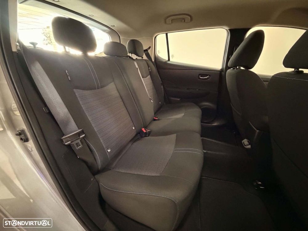Nissan Leaf Acenta - 17