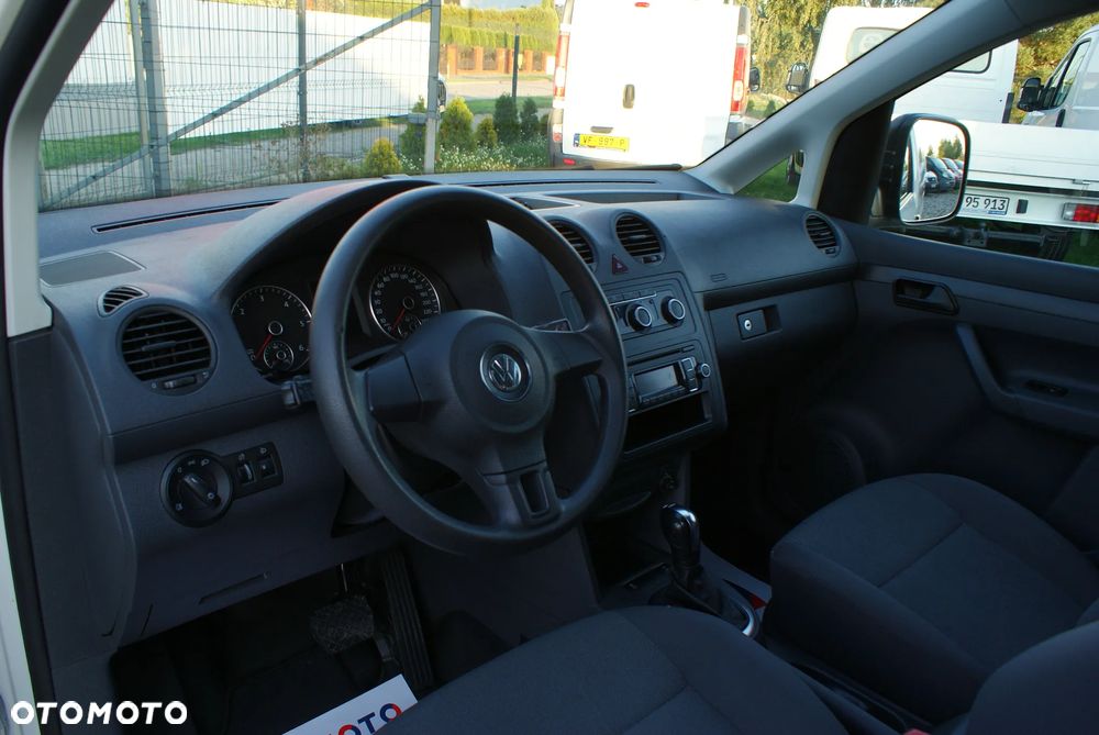 Volkswagen Caddy Maxi - 9