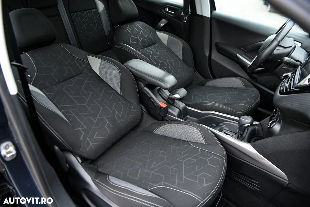 Peugeot 2008 1.2 PureTech Turbo EAT6 S&S Active - 13