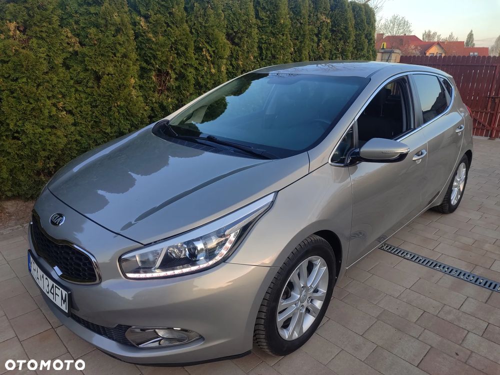 Kia Ceed 1.4 CVVT Attract - 10