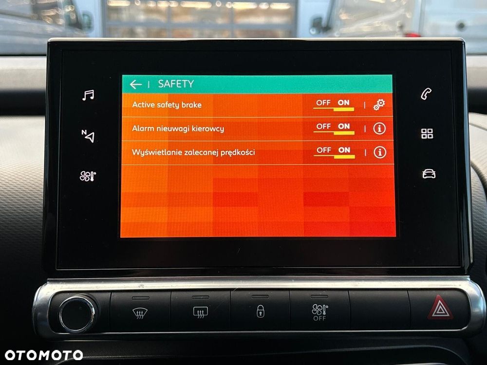 Citroën C4 Cactus 1.2 PureTech GPF Shine S&S - 28